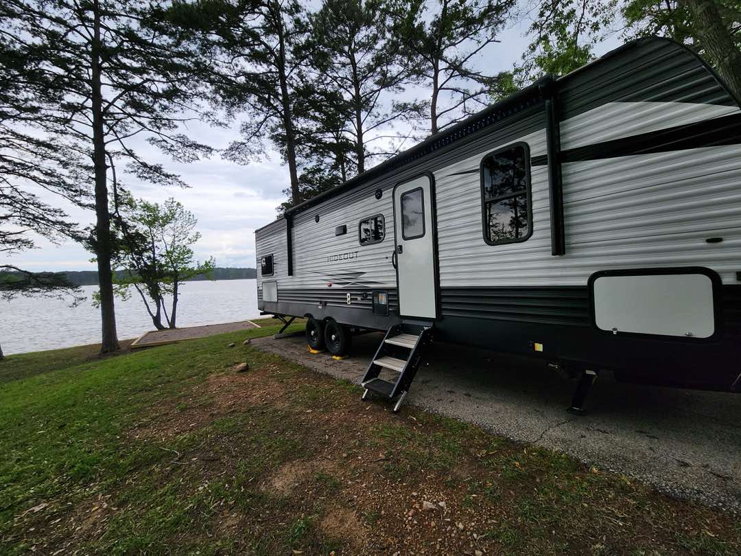 Coody's RV Repair - RV at a campsite